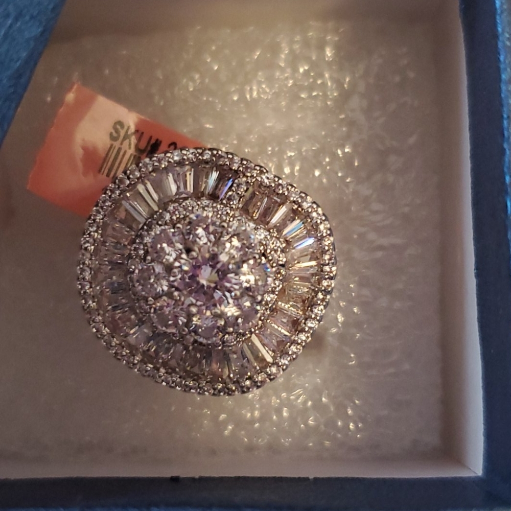 NWB - Beautiful Simulated Diamond Ring in Silverstone